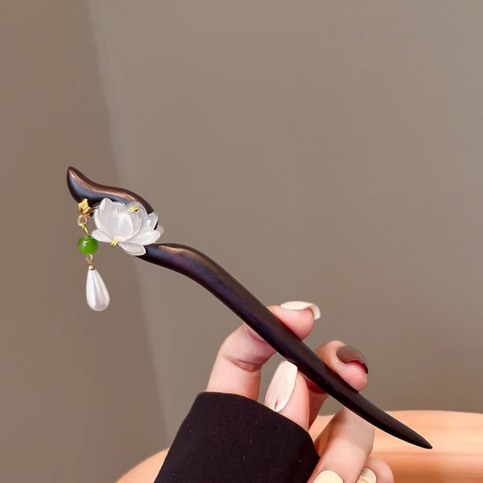 Hanbok Hair Pin - 1PC Elegant Lotus Wood Hair Stick